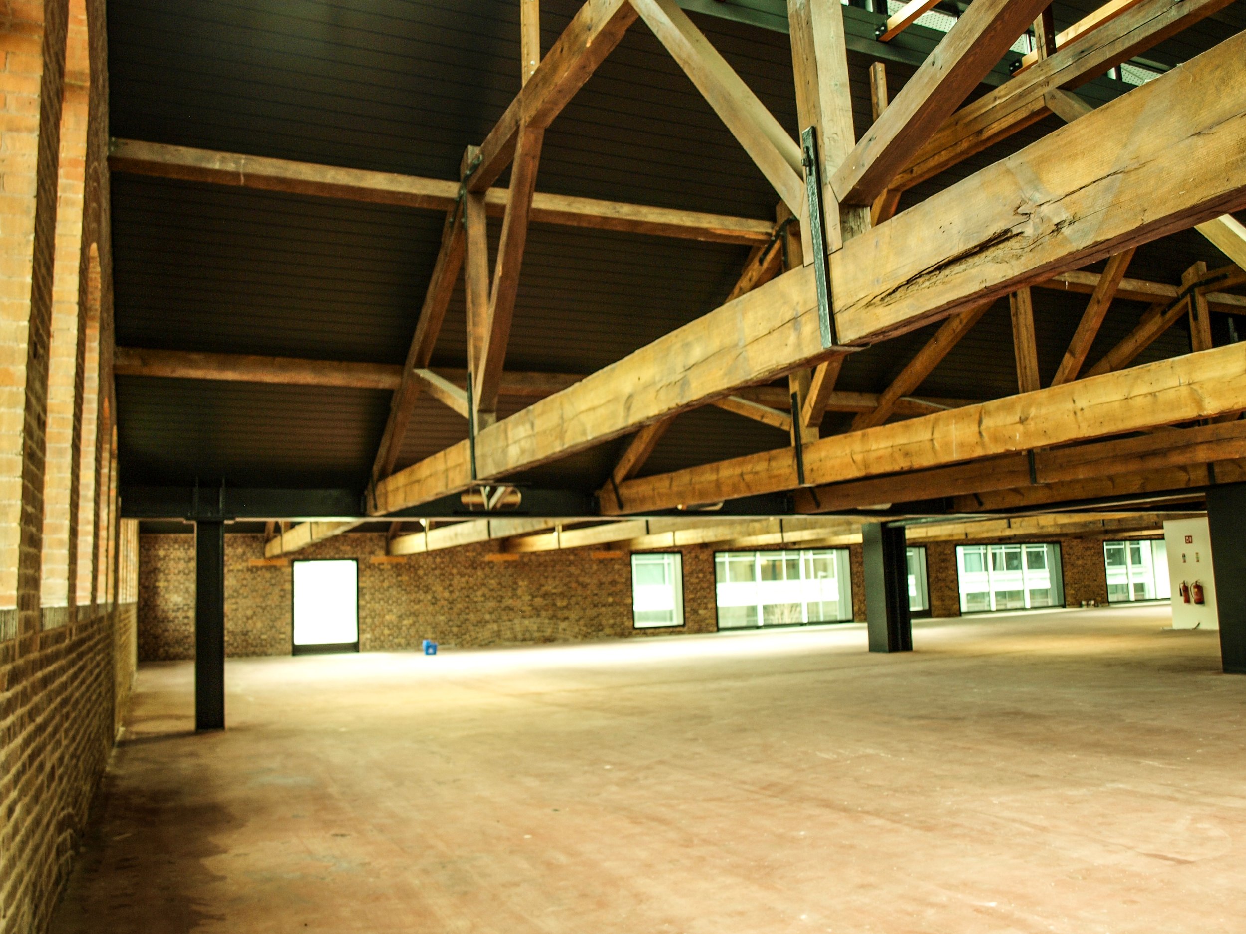 TROPICAL FRUIT WAREHOUSE - Photo 10
